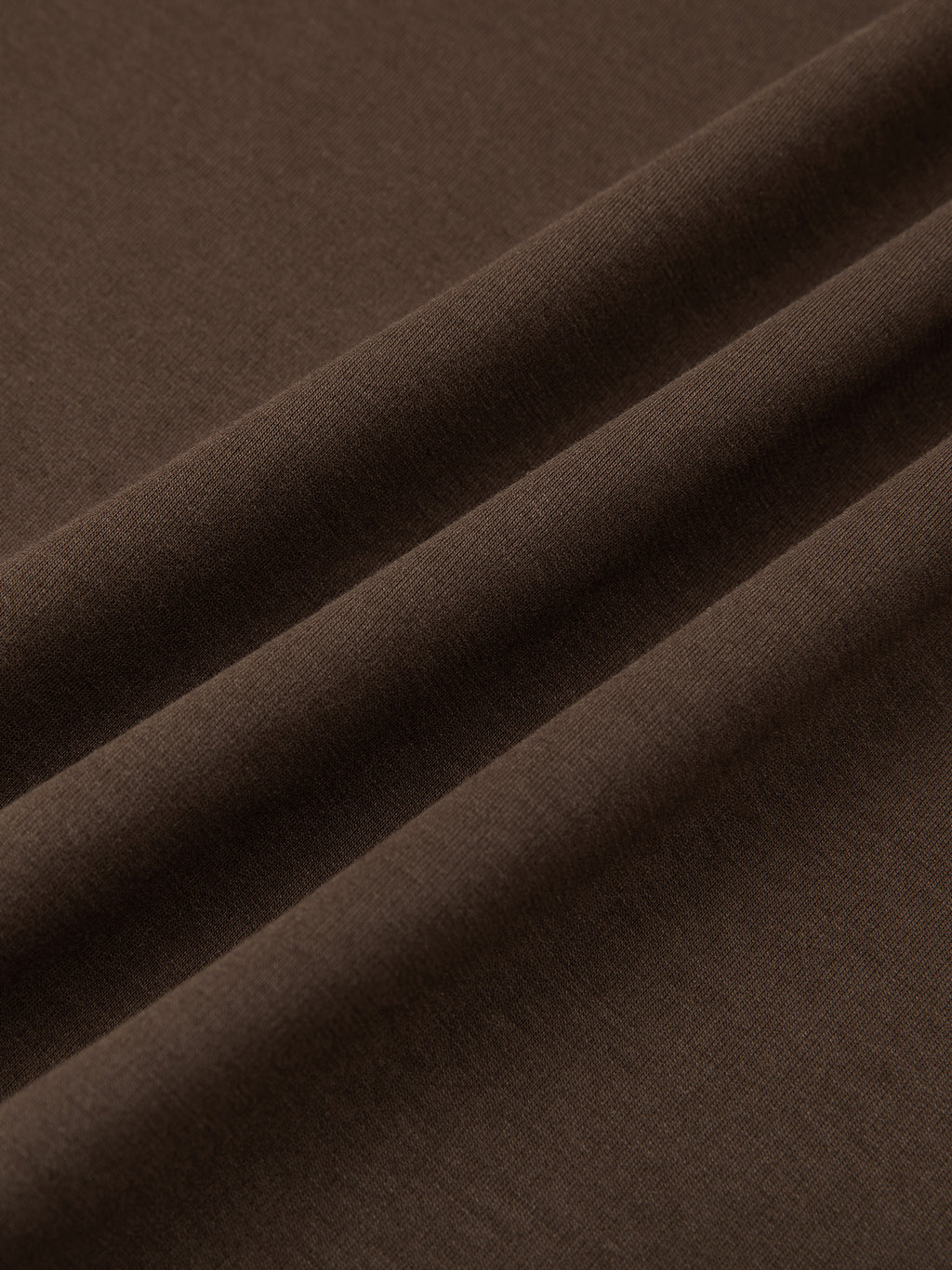 *Essential Crewneck Long-Sleeve T-Shirt